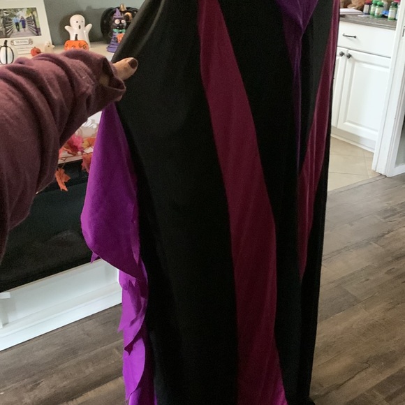 Malifesent costume . - Picture 3 of 3